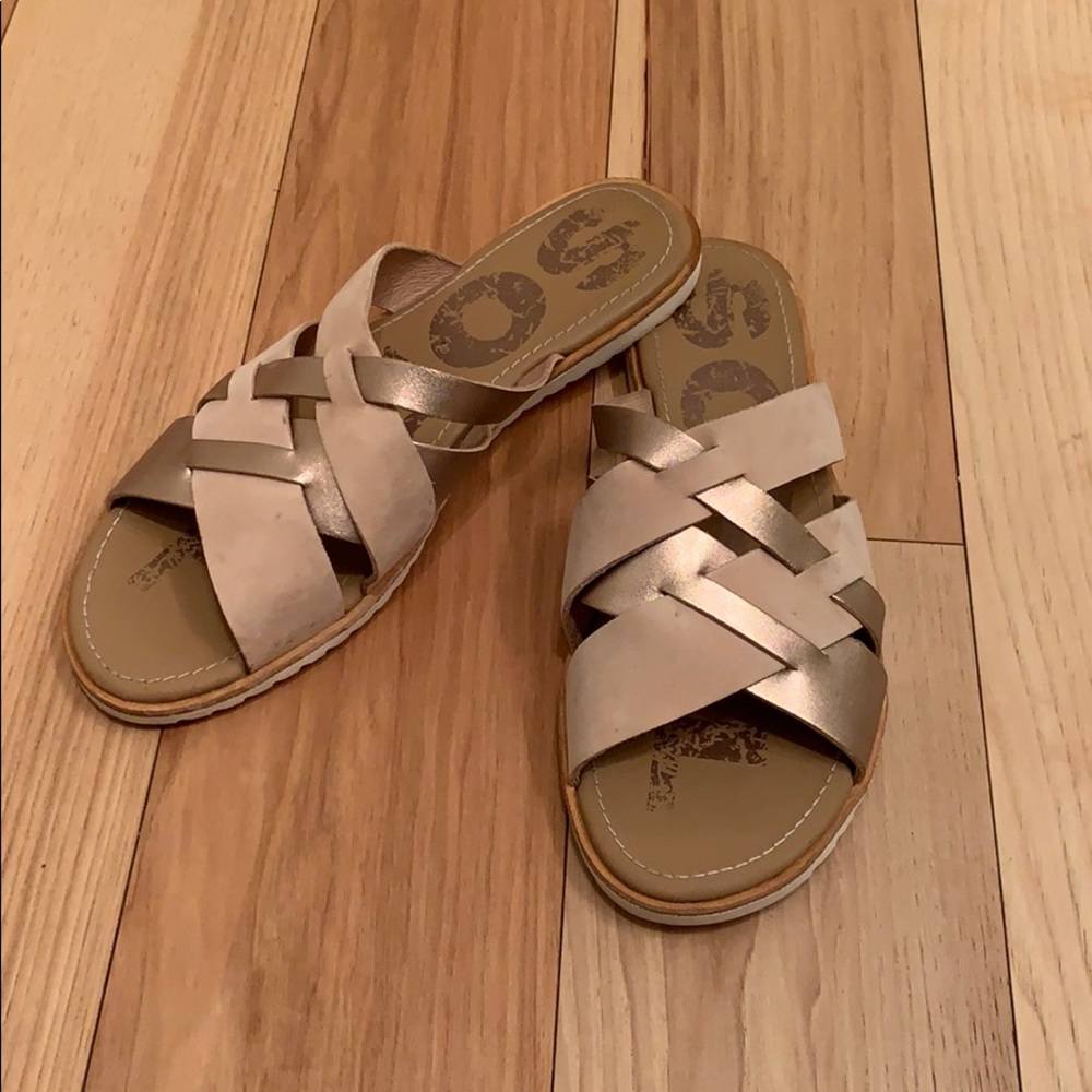 💚Sorel slide leather and suede Ella sandal